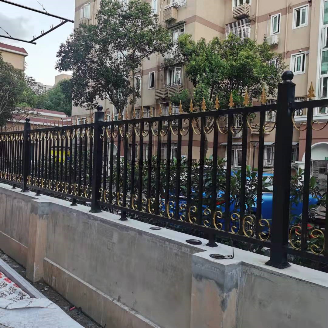铁艺护栏