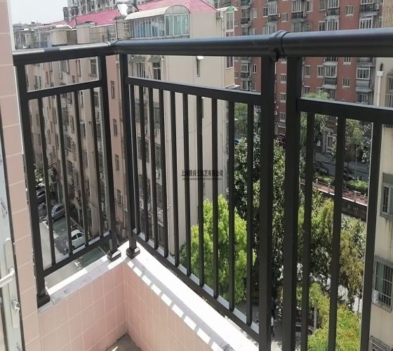铝艺阳台护栏